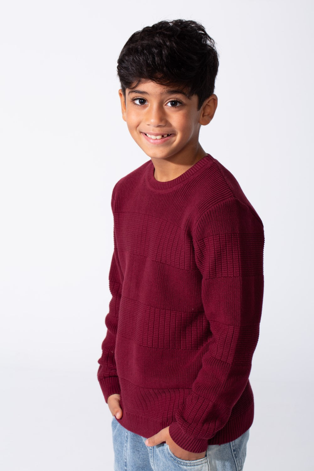 Boy's Slim Fit Cotton Pullover With Long Sleeves And A Round Neck