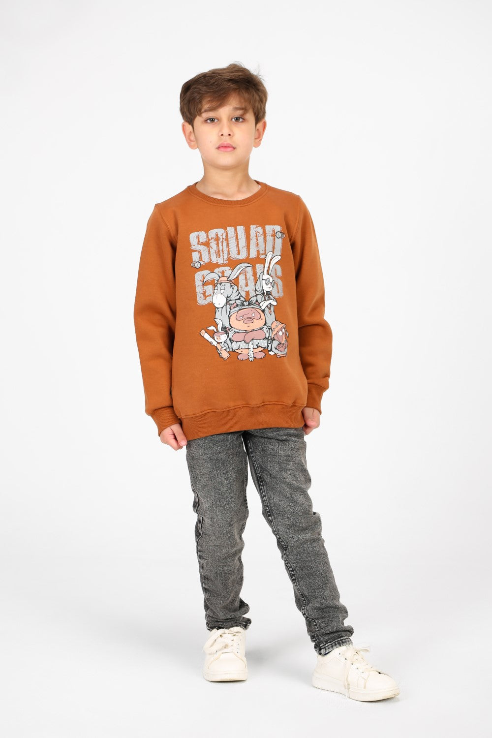 Boy's Round Neck Sweatshirt With Front Graphic Print