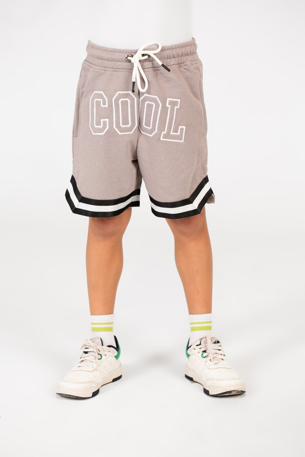 شورت Milton للأولاد بطبعة Cool مخططة بخطين