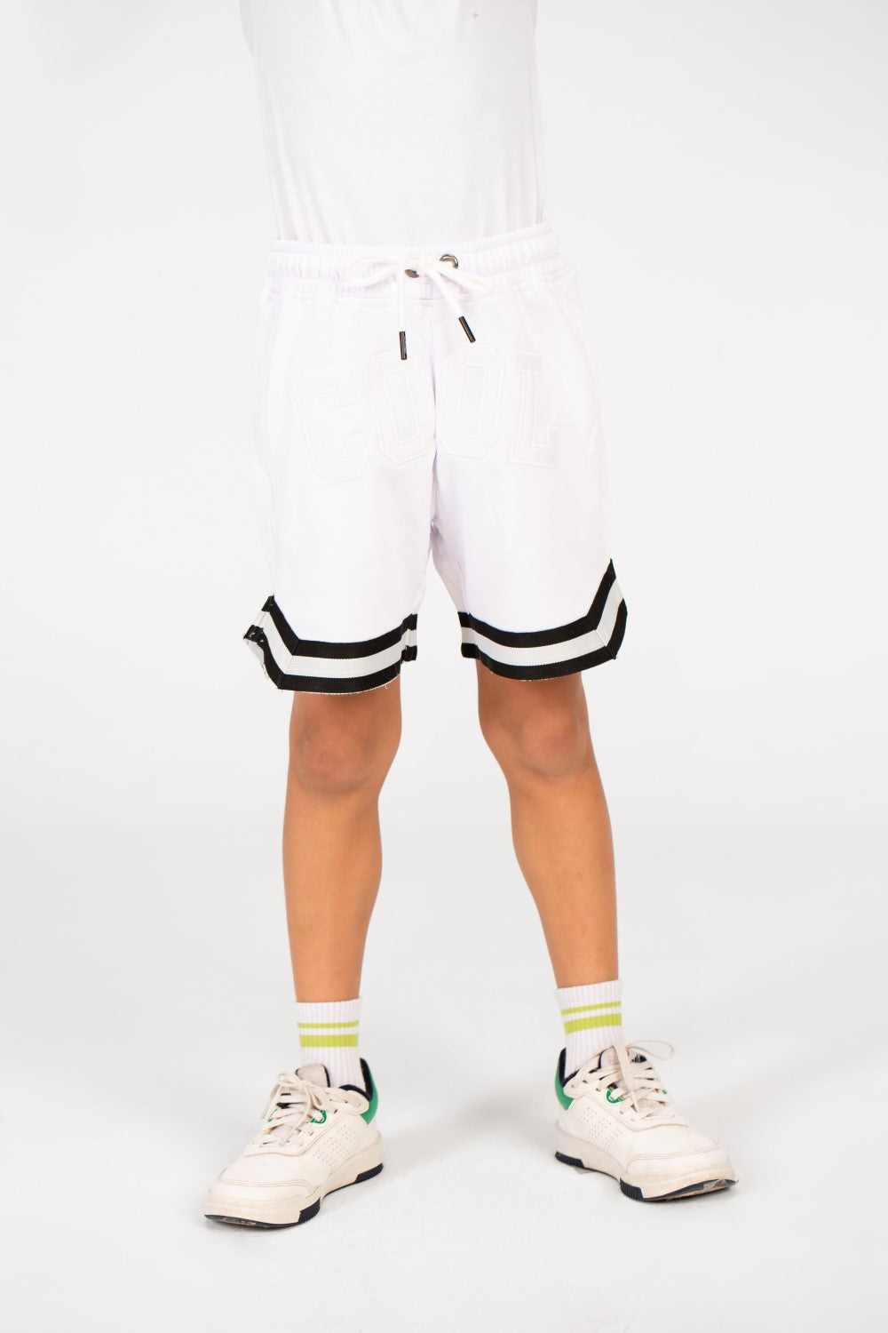 شورت Milton للأولاد بطبعة Cool مخططة بخطين