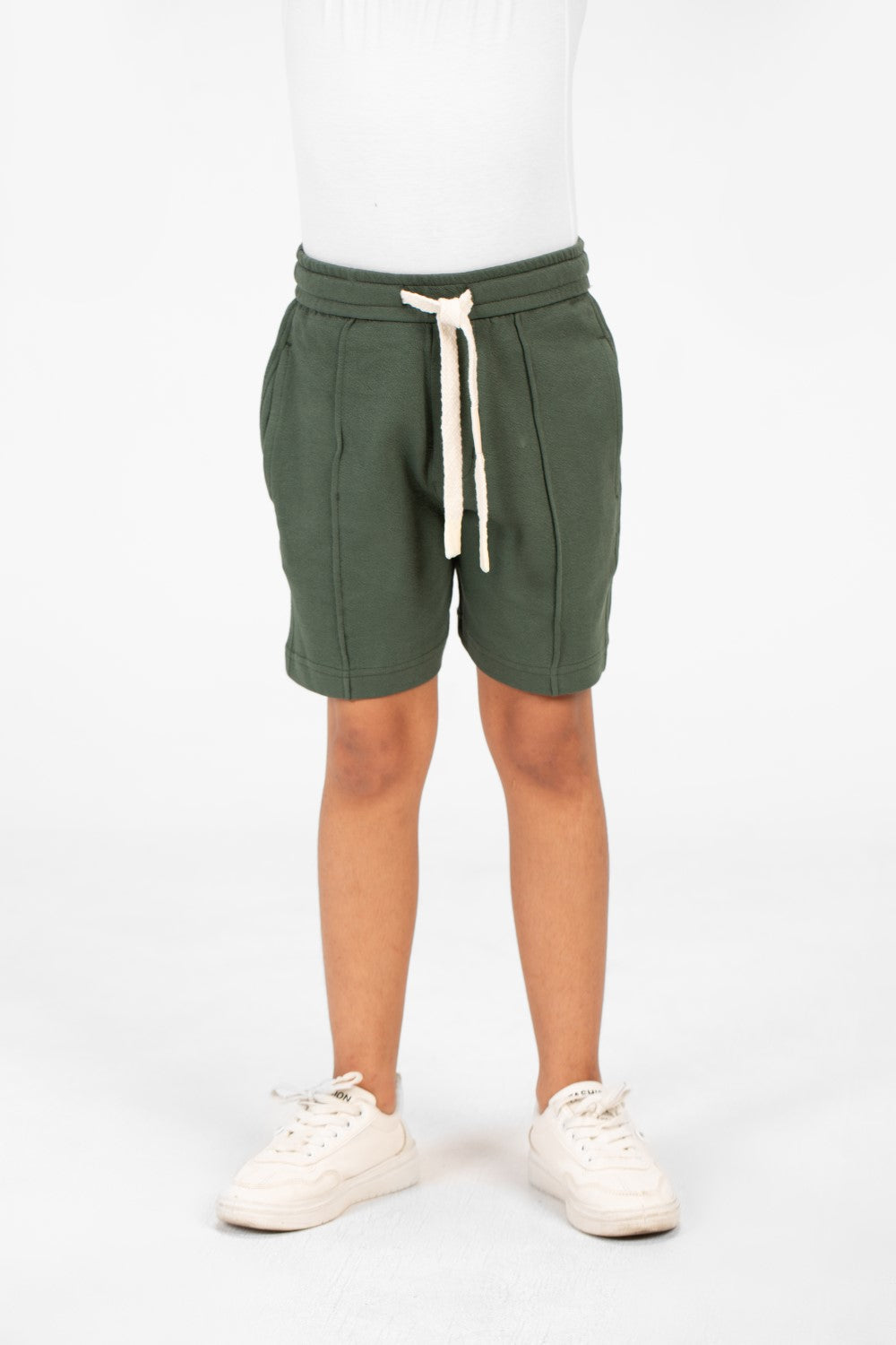 Boy's Milton Short With Elastic Waistband And Side Pockets In Modern Design