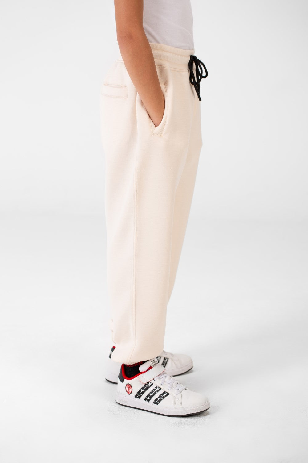 Boy's Basic Jogger Sweatpants With Drawstring Closure And Pockets