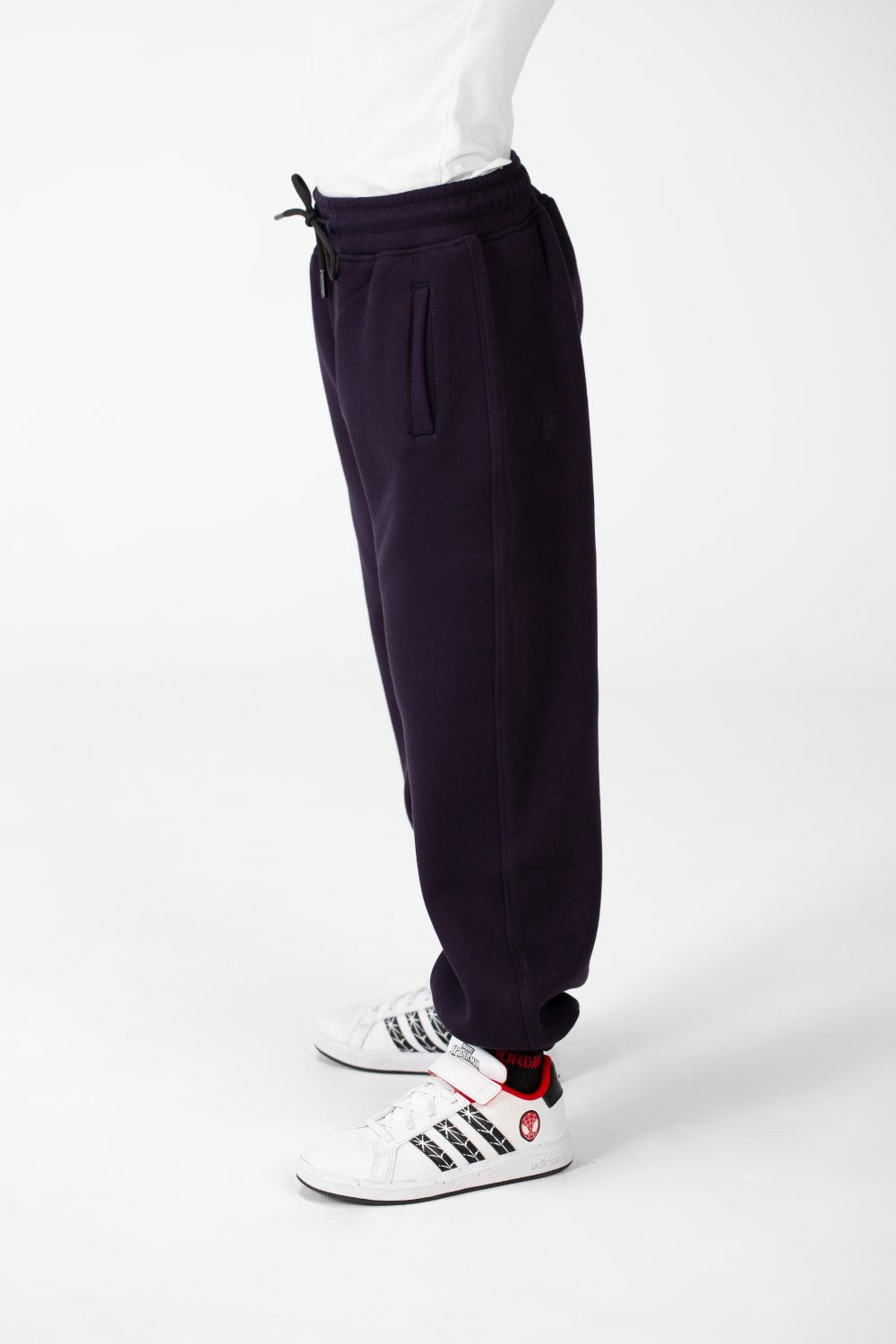 Boy's Basic Jogger Sweatpants With Drawstring Closure And Pockets