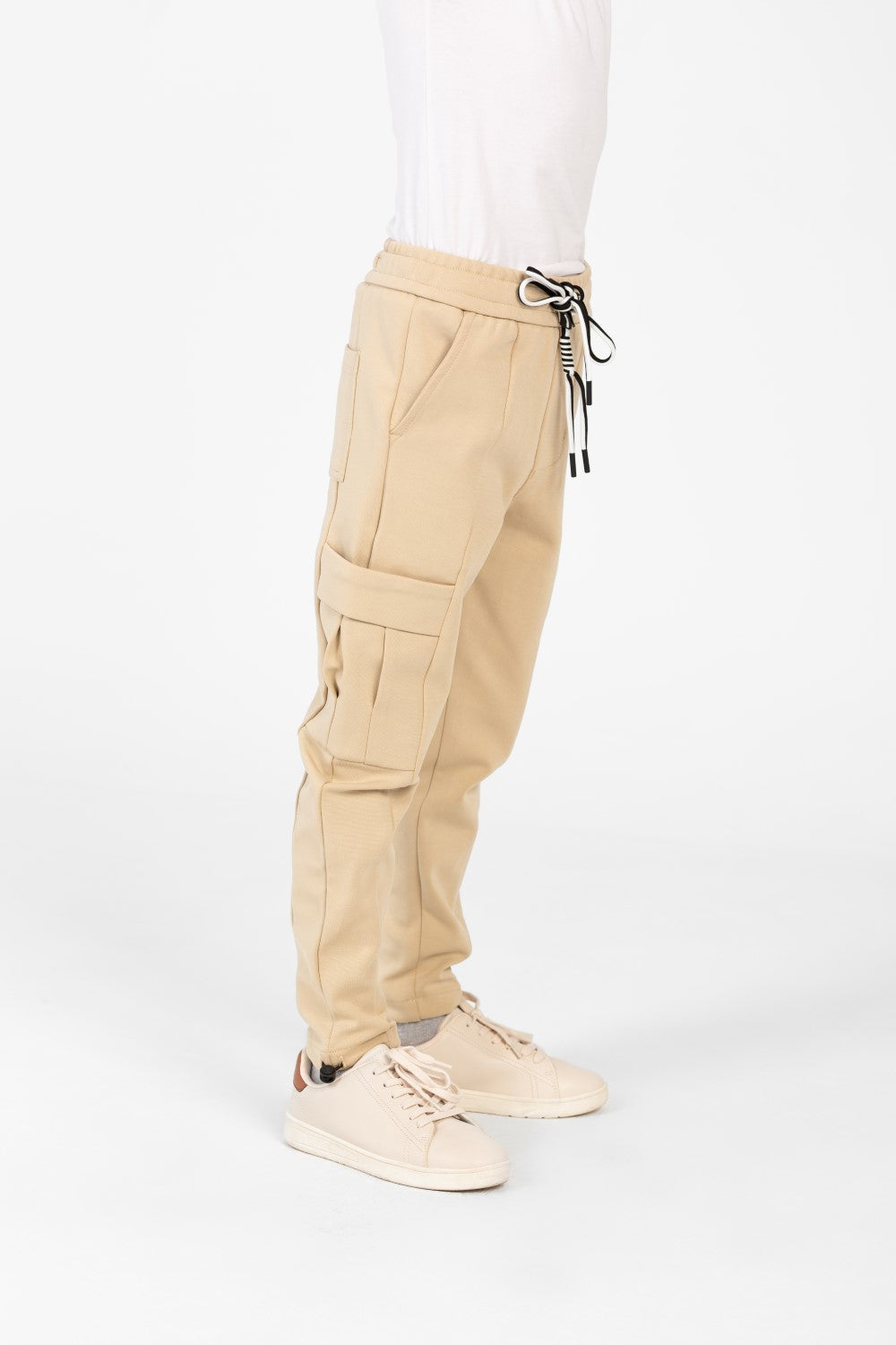 بنطال رياضي واسع بطبعة دائرية للأولاد بأكمام نصفية