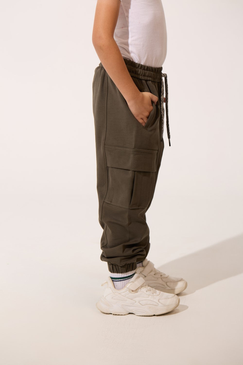 Boy's Oversize Sweatpants With Elastic Waistband And Side Pockets