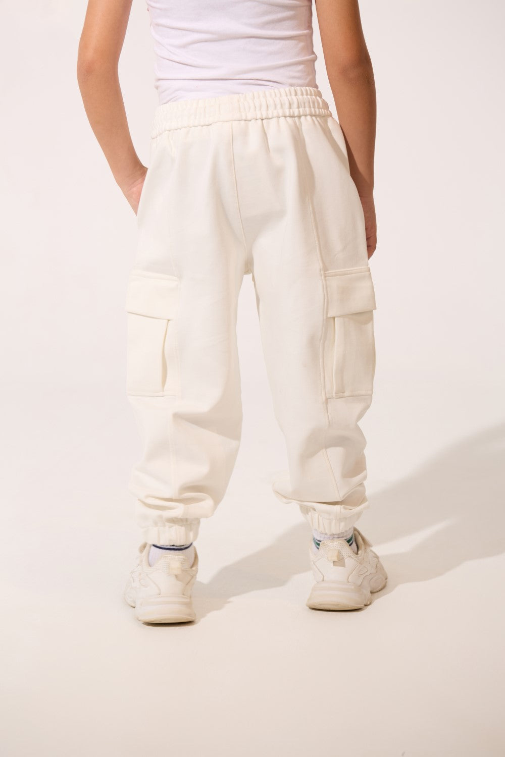 Boy's Oversize Sweatpants With Elastic Waistband And Side Pockets