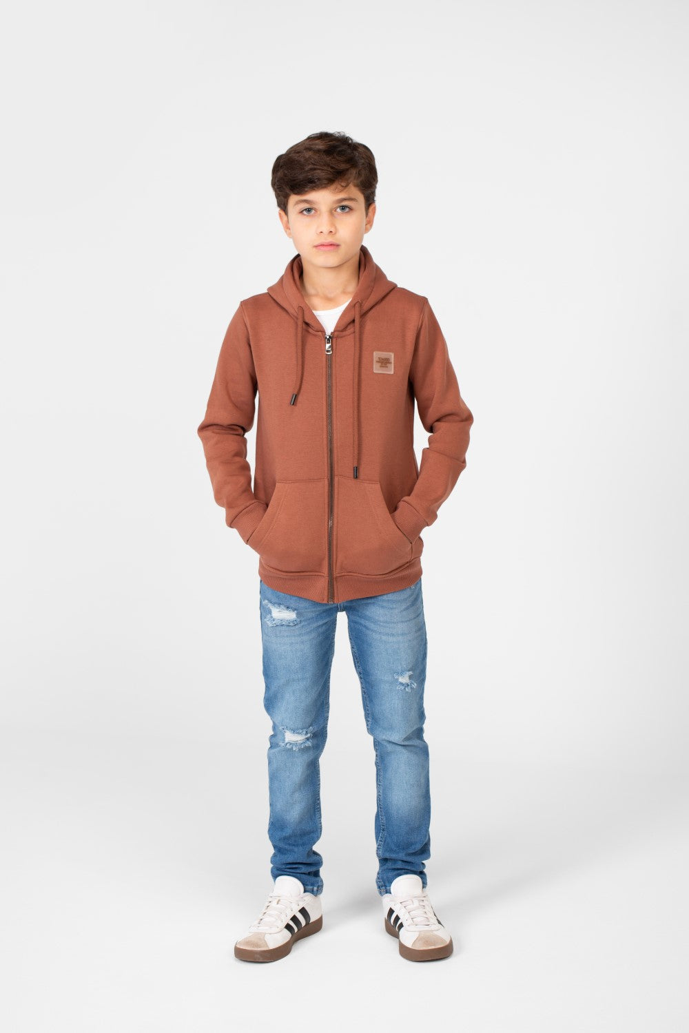 سويت شيرت بغطاء رأس أساسي بسحاب كامل وجيوب للأولاد