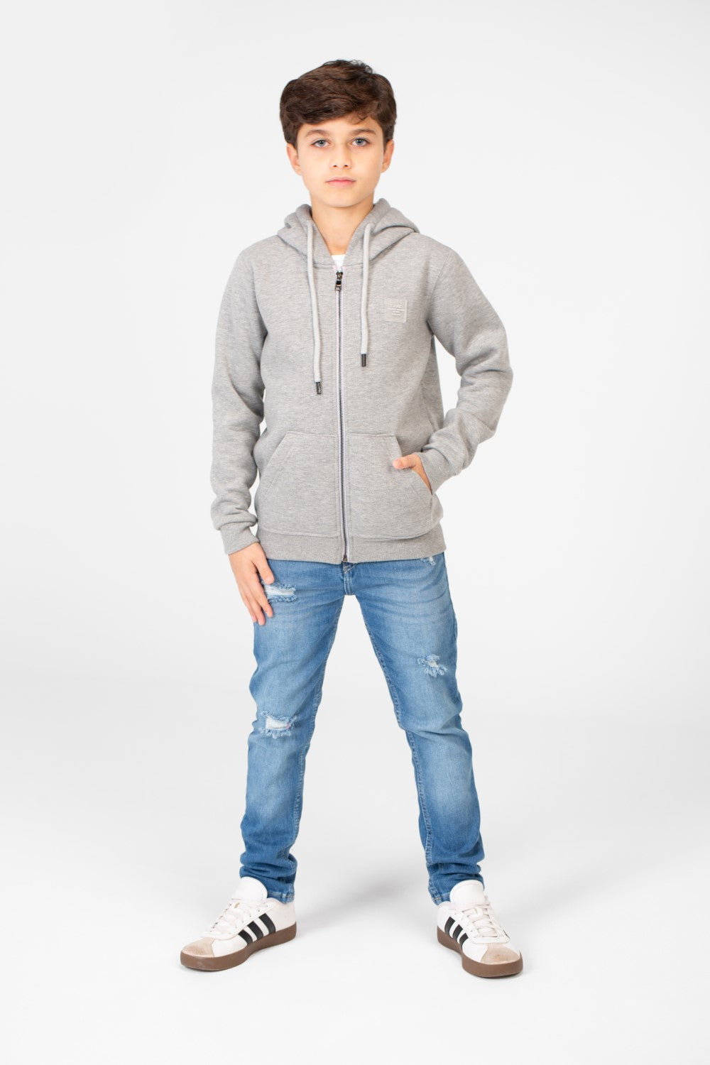 سويت شيرت بغطاء رأس أساسي بسحاب كامل وجيوب للأولاد