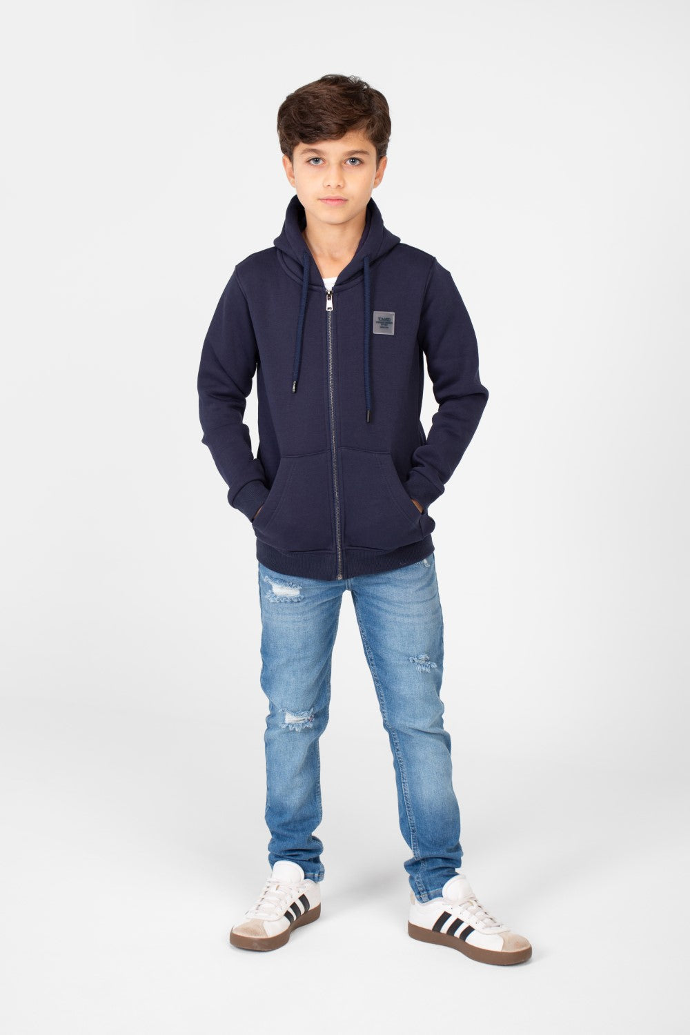 سويت شيرت بغطاء رأس أساسي بسحاب كامل وجيوب للأولاد