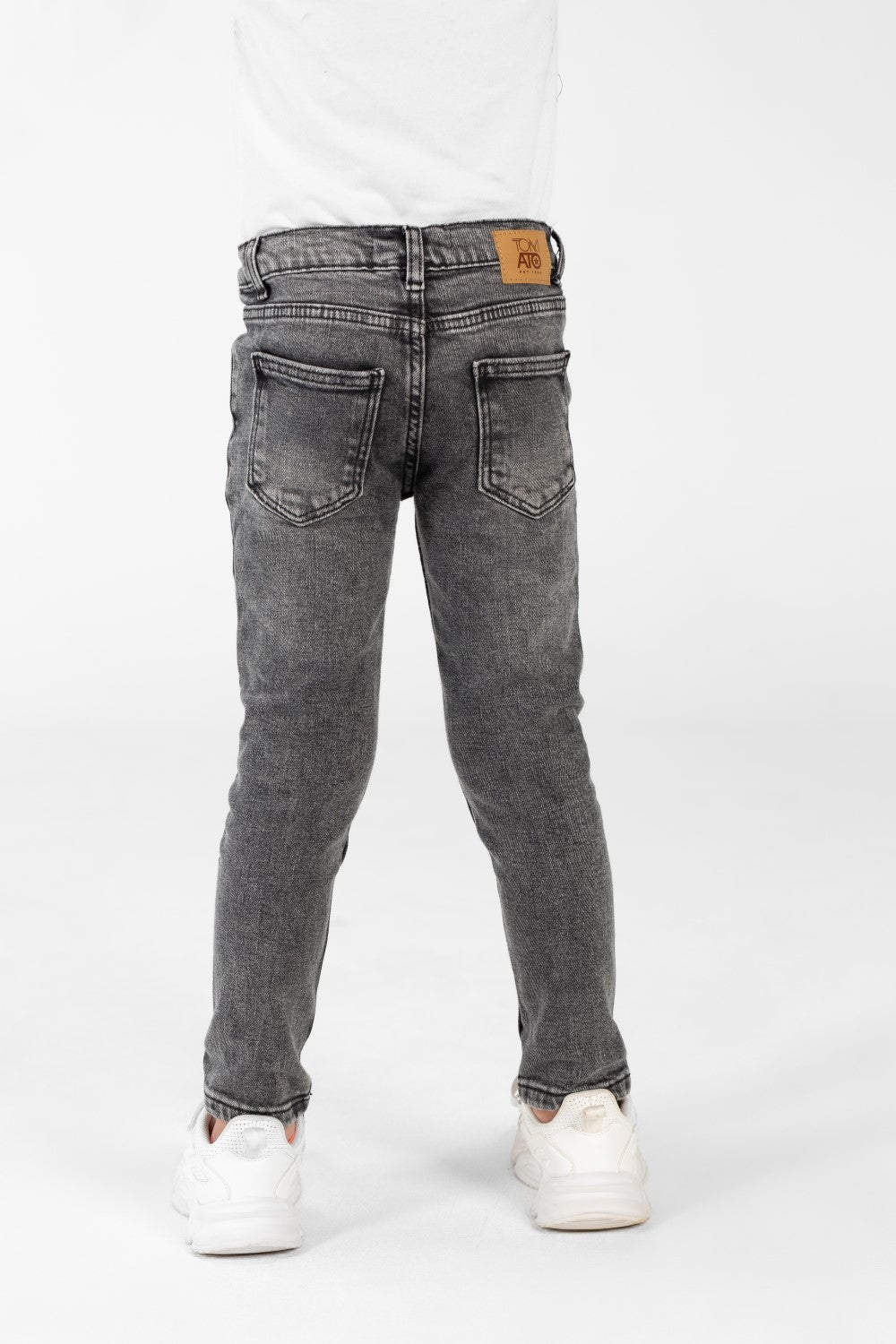 Boy's Jeans Pants With Basic Details And Five Pockets