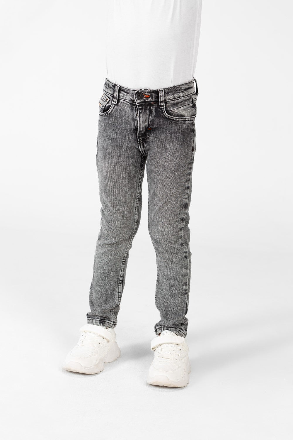 Boy's Jeans Pants With Basic Details And Five Pockets