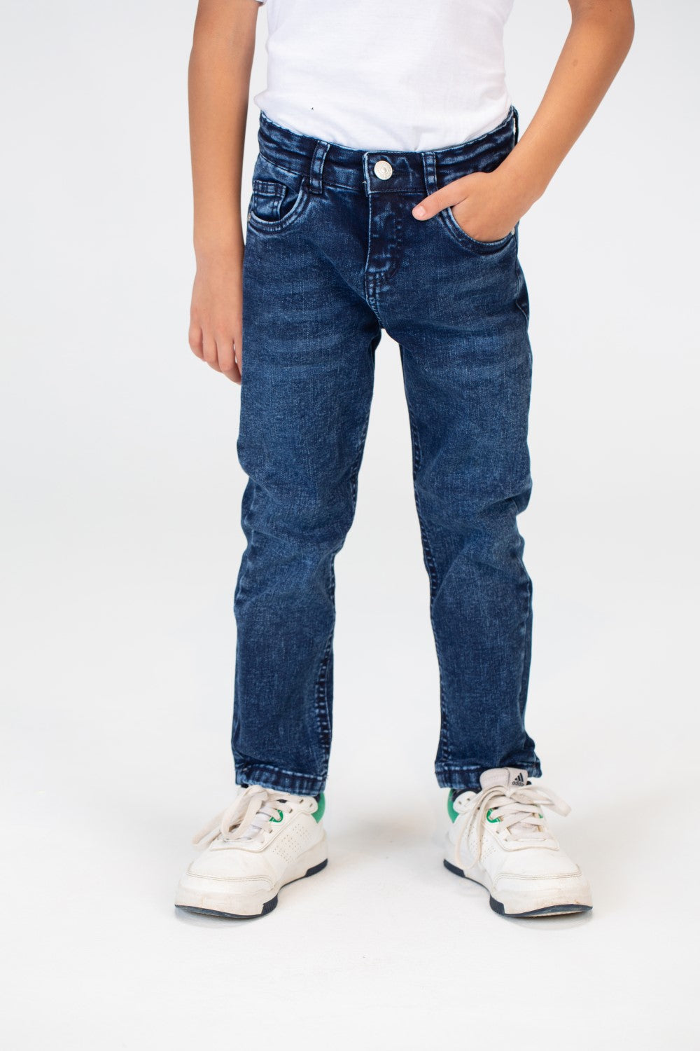 Boys Jeans With Five Pockets And Practical Material