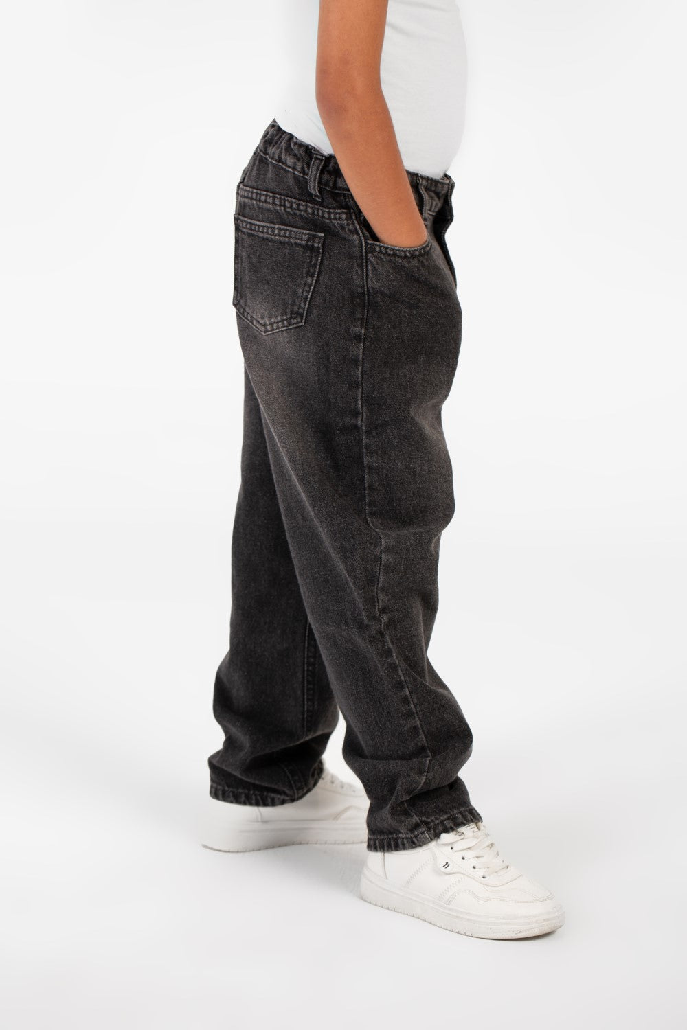 Boy's Wide Leg Jeans Pants With Five Pockets And Modern Design