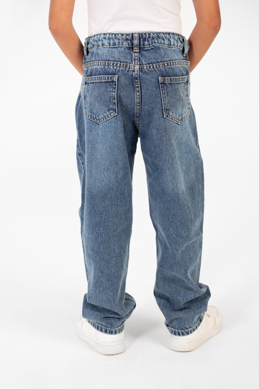 Boy's Wide Leg Jeans Pants With Five Pockets And Modern Design