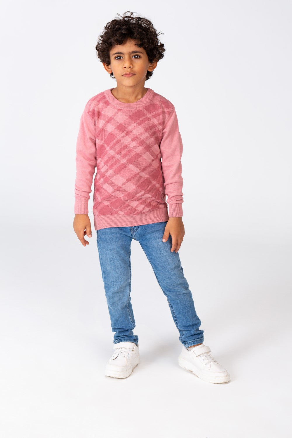 Boy's Checked Pullover With A Round Neck And Comfortable Cotton Material