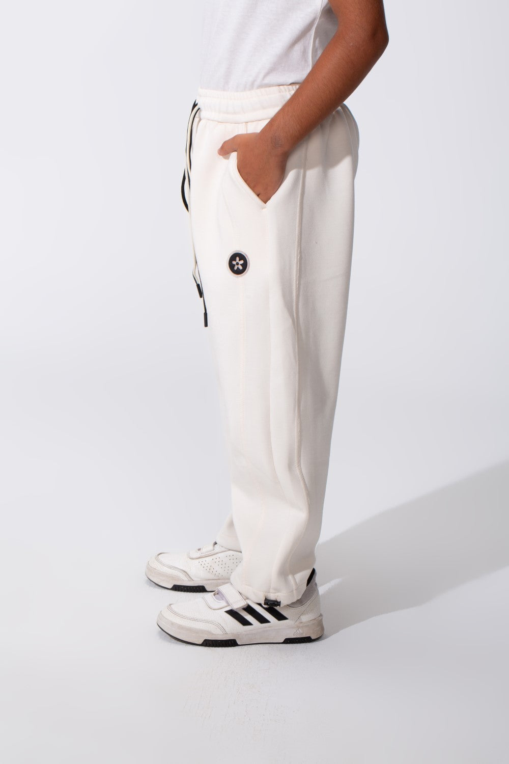 Boy's Tomato Oversized Sweatpants With Drawstring Waist And Pockets