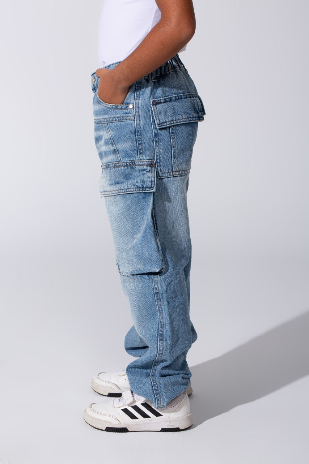 Boy's Cargo Jeans Pants With Pockets And A High Quality Modern Design