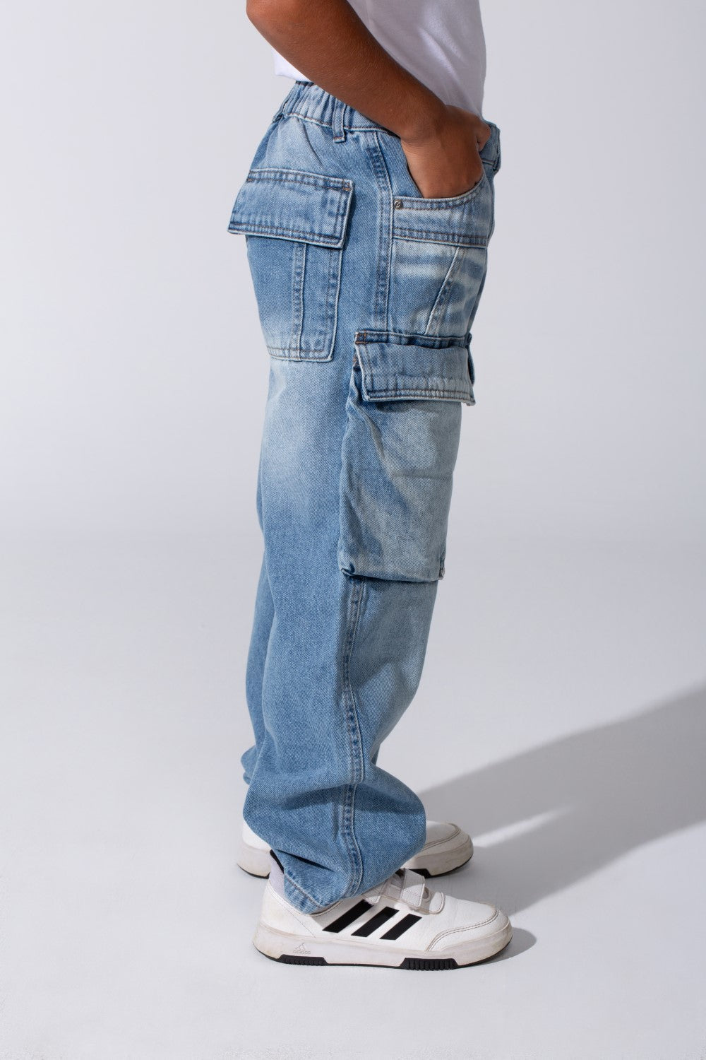 Boy's Cargo Jeans Pants With Pockets And A High Quality Modern Design