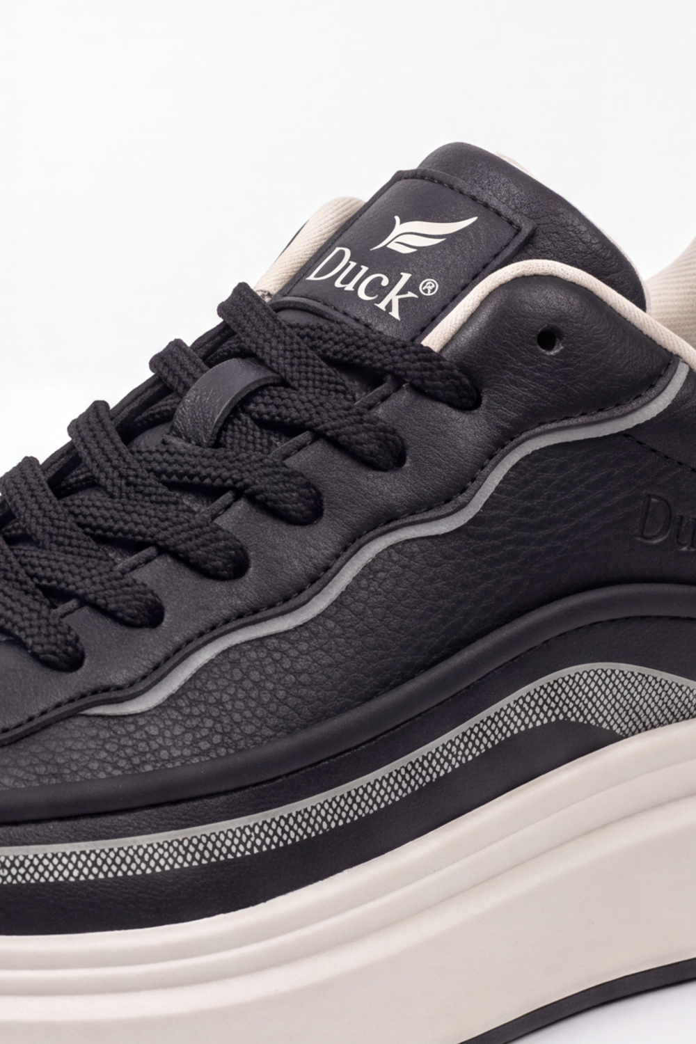 Men's Tomato Store Duck Shoes Runner Sneakers Layered Smooth Panels Mixed Mesh Texture Curved Trim Lines Lace Up Front Pull Tab Detail Duck Shoes