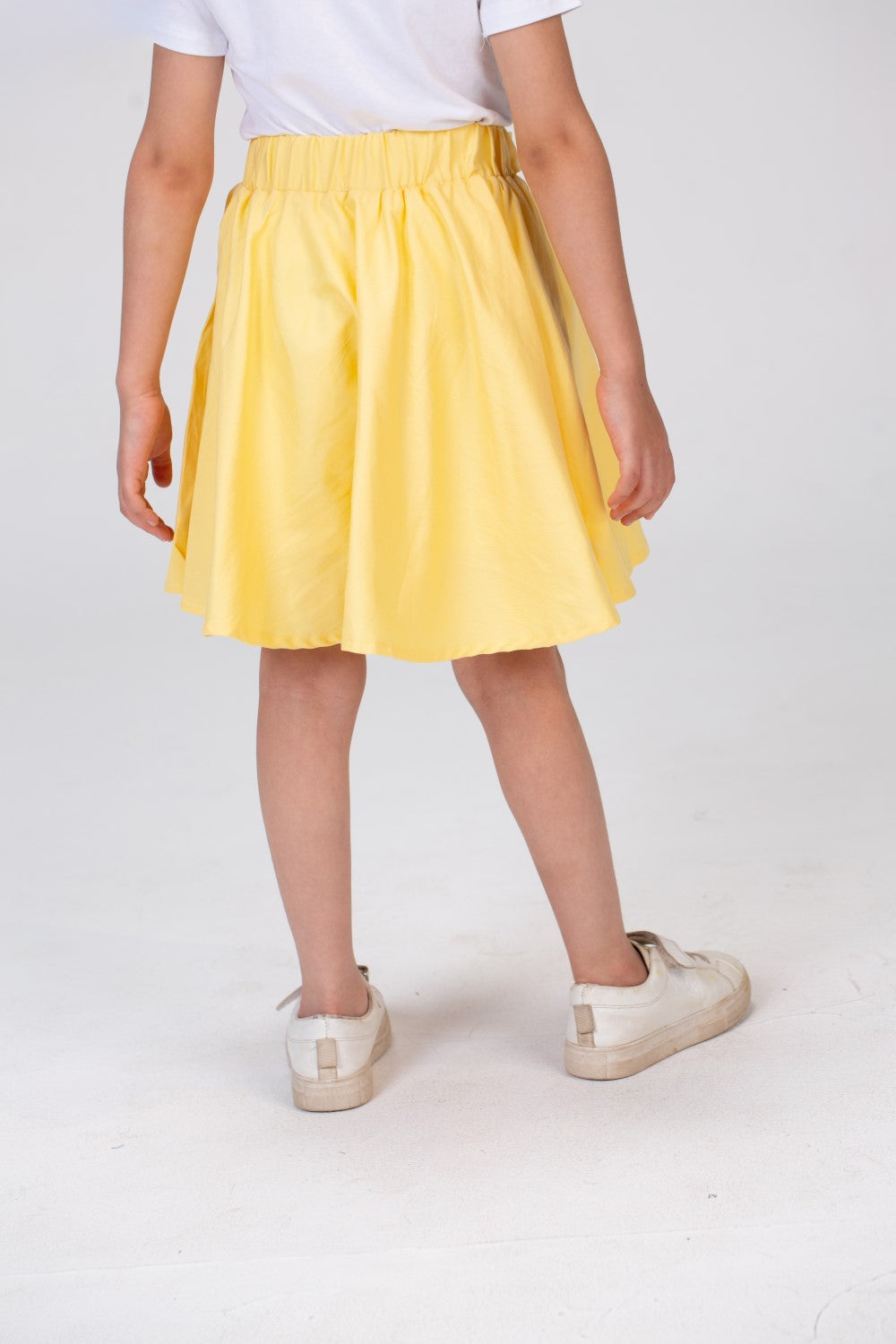 Girls Plain Elastic Waist Gabardine Skirt With A Waist Belt And A Unique Cut