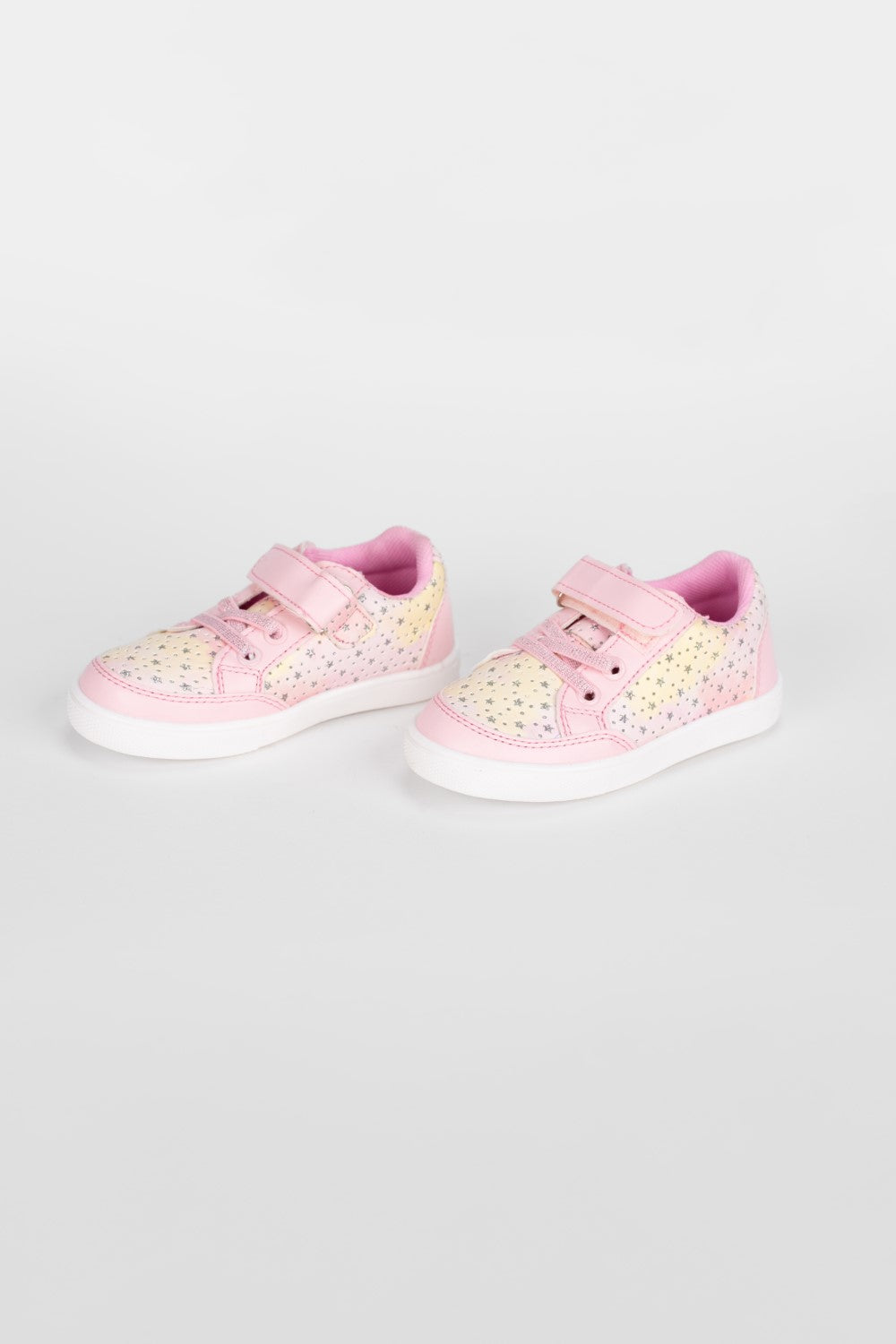 حذاء رياضي للبنات بنعل مسطح فريد بألوان متعددة