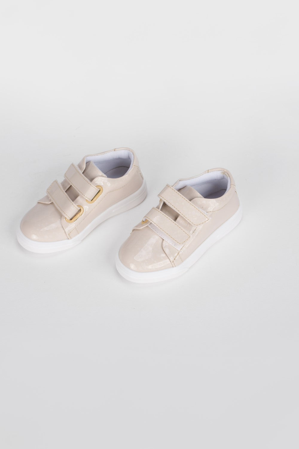 حذاء رياضي كاجوال للبنات من الجلد بأسلوب فاخر