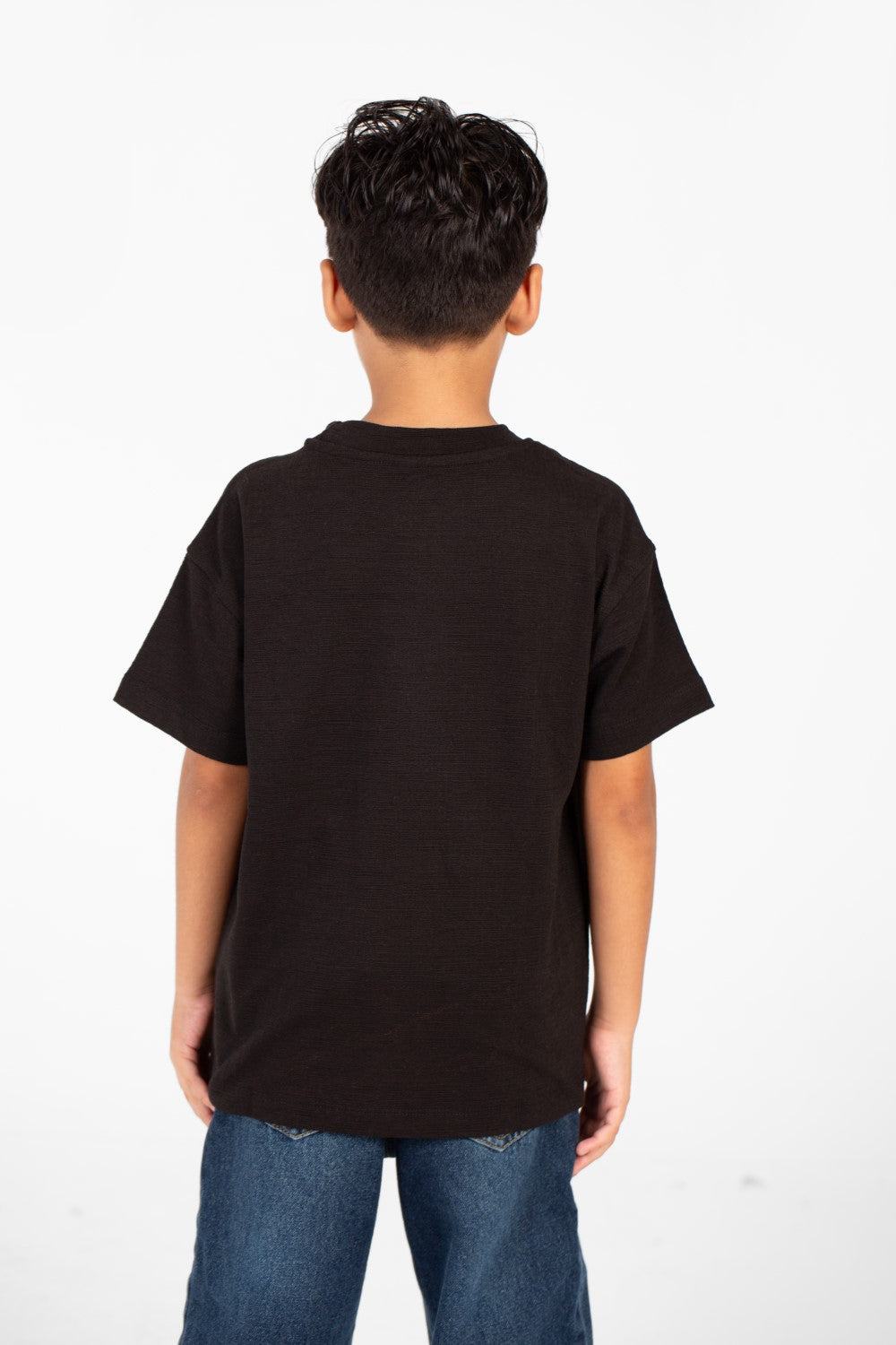 Boy's Basic Round Neck Short Sleeve T-Shirt For Everyday Wear With Unique Details
