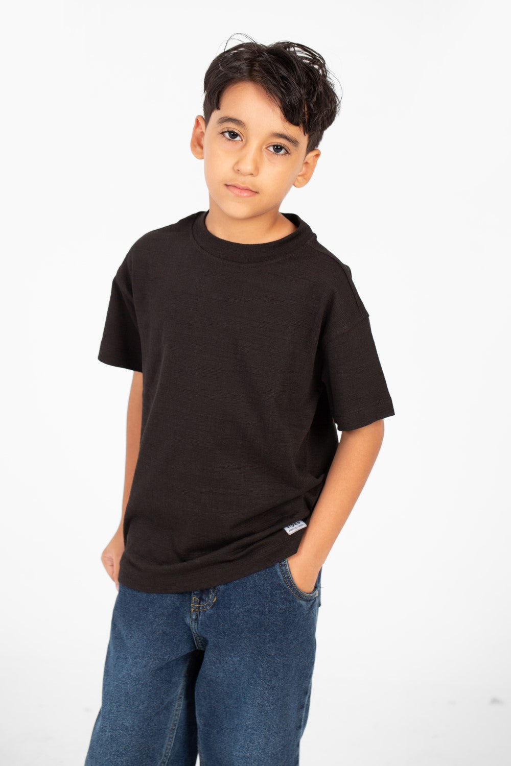 Boy's Basic Round Neck Short Sleeve T-Shirt For Everyday Wear With Unique Details