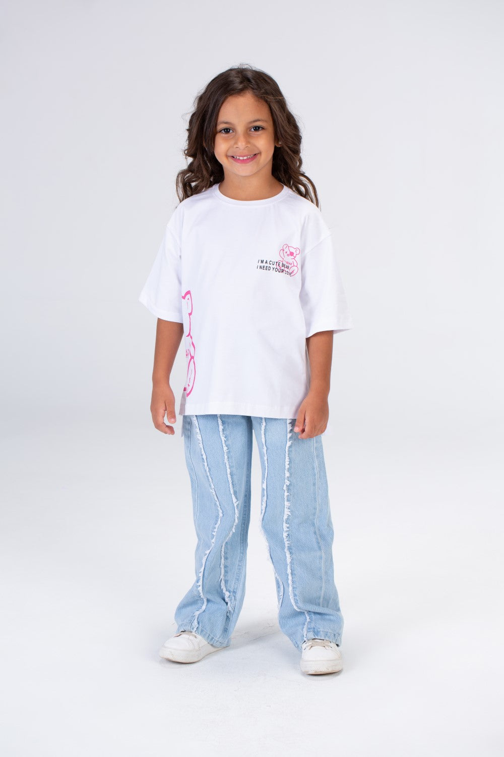 Girls T-shirt With A Round Neck And A Cute Bear Print On The Front