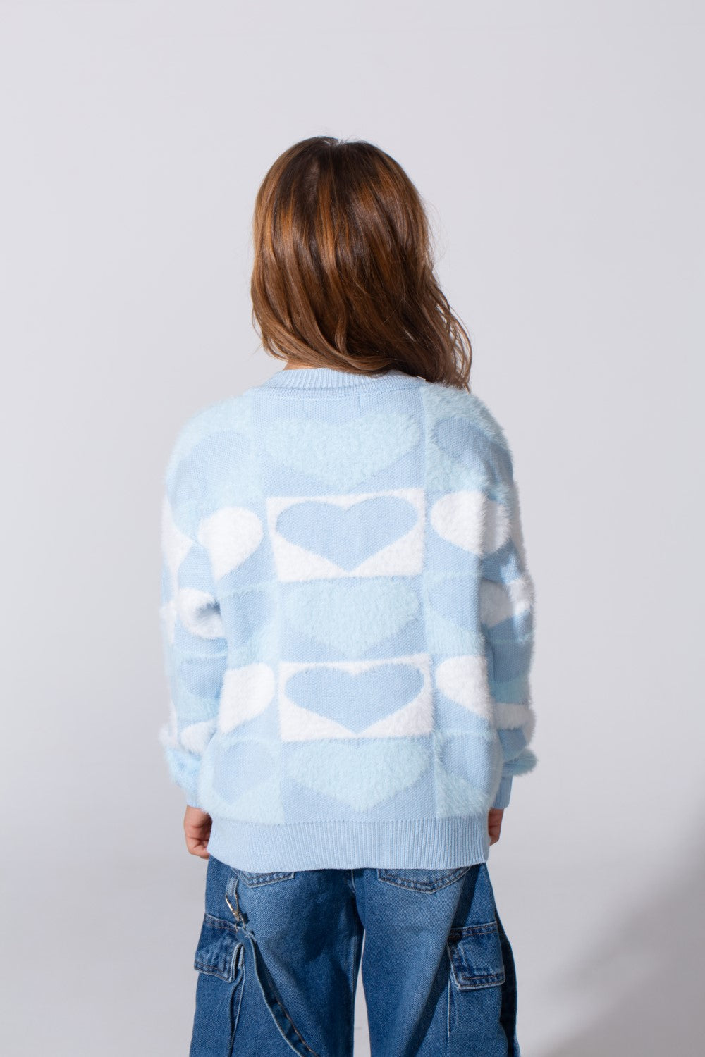 Girl's Round Neck Long Sleeves Pullover With A Heart Print In A Modern Details