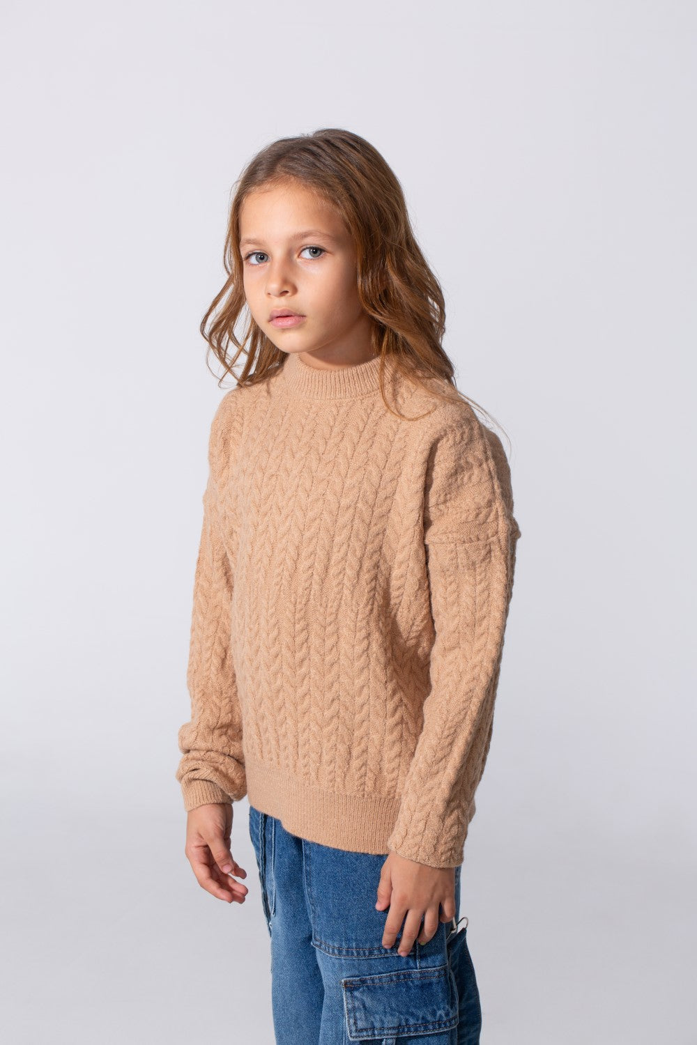 Girl's Tomato Knitted Pullover With A Round Neck And Long Sleeves