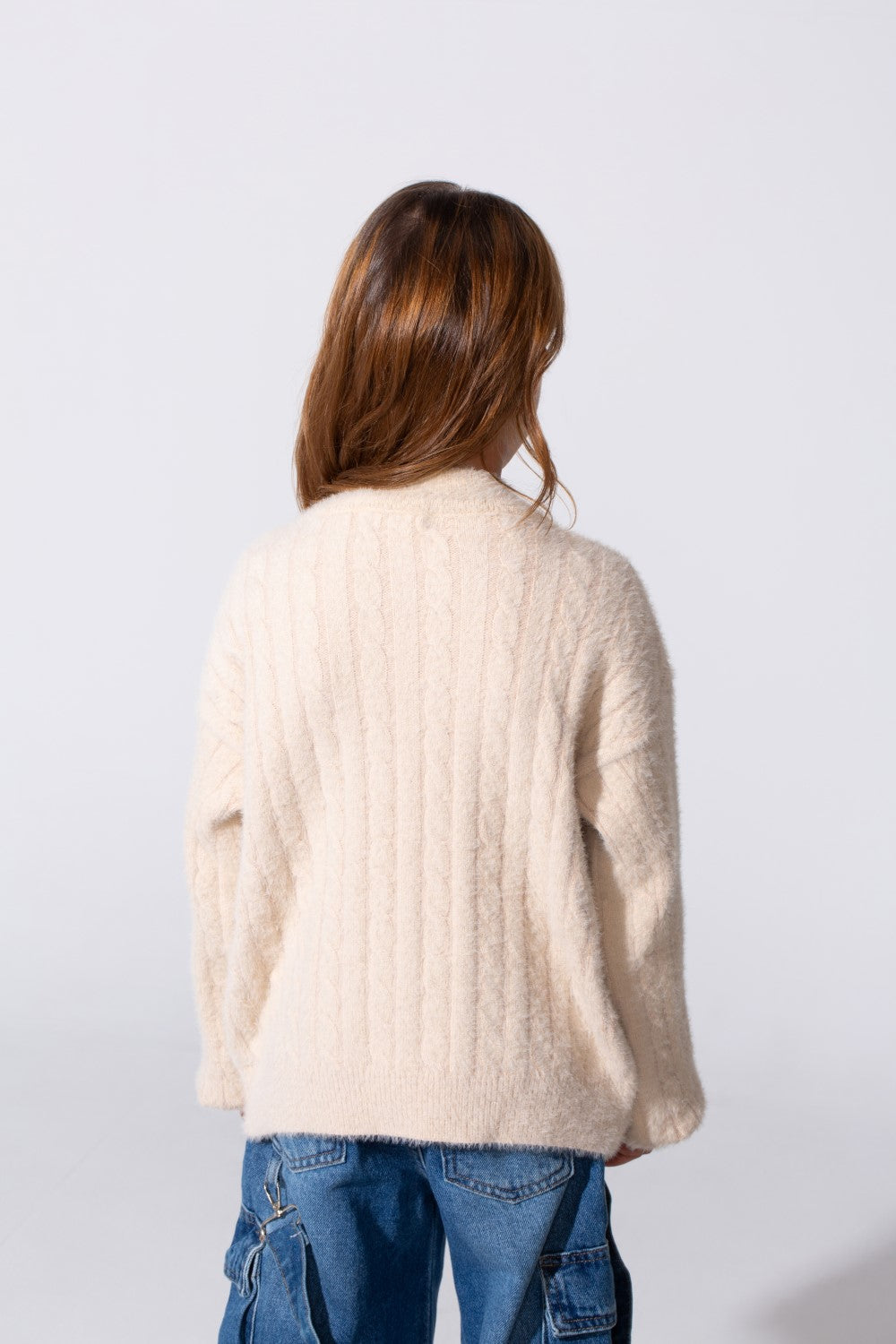 Girl's Basic Plain Pullover With A Round Neck And Long Sleeves