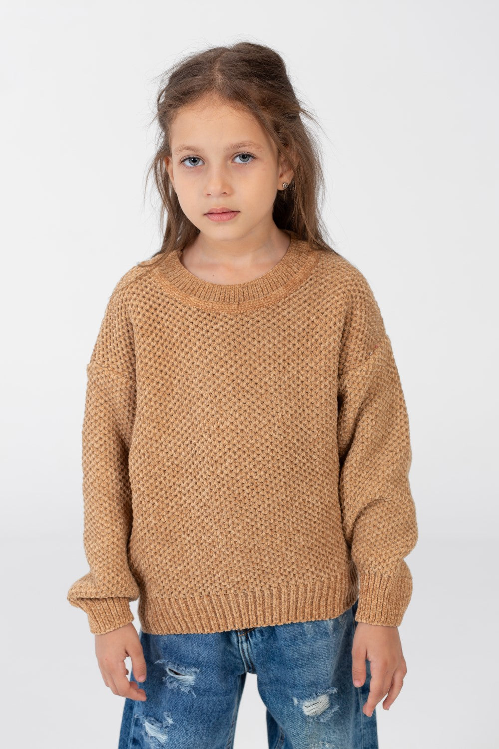 Girl's Velvet Pullover With Round Neck And Long Sleeves