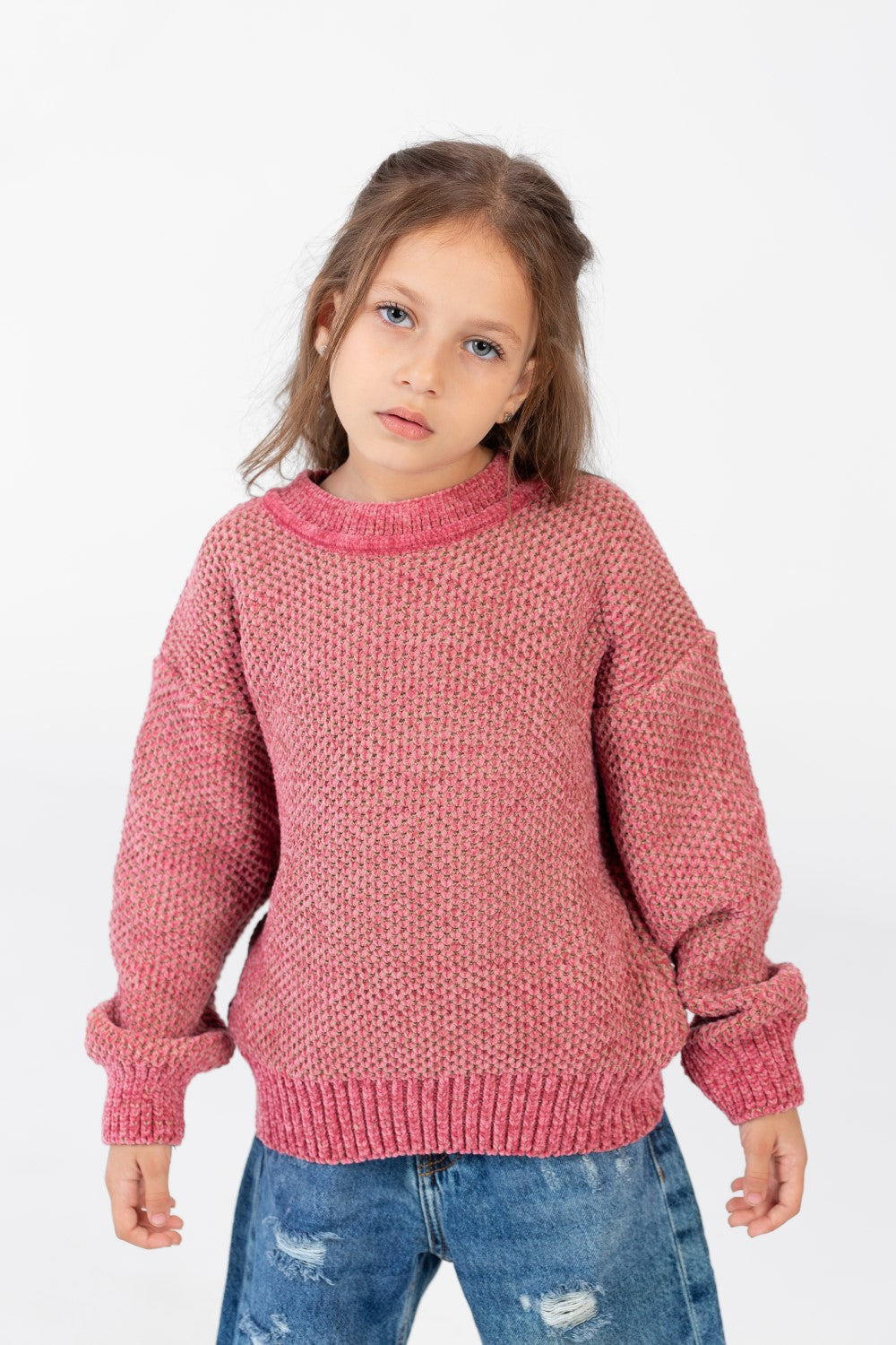 Girl's Velvet Pullover With Round Neck And Long Sleeves