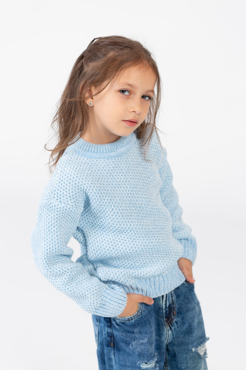 Girl's Velvet Pullover With Round Neck And Long Sleeves