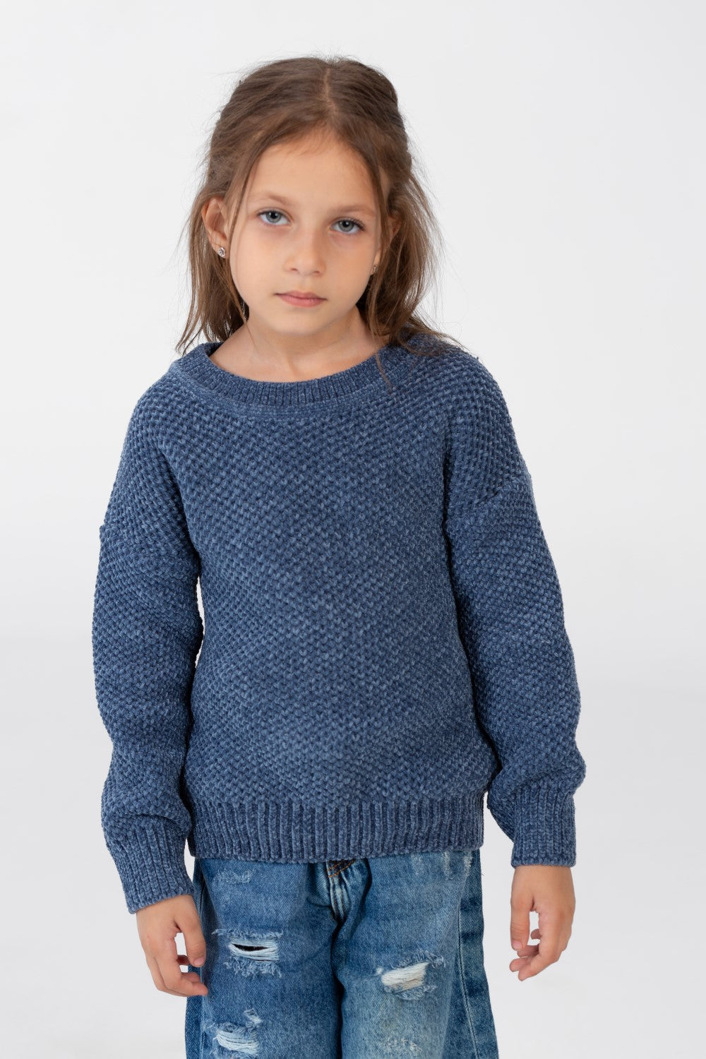Girl's Velvet Pullover With Round Neck And Long Sleeves