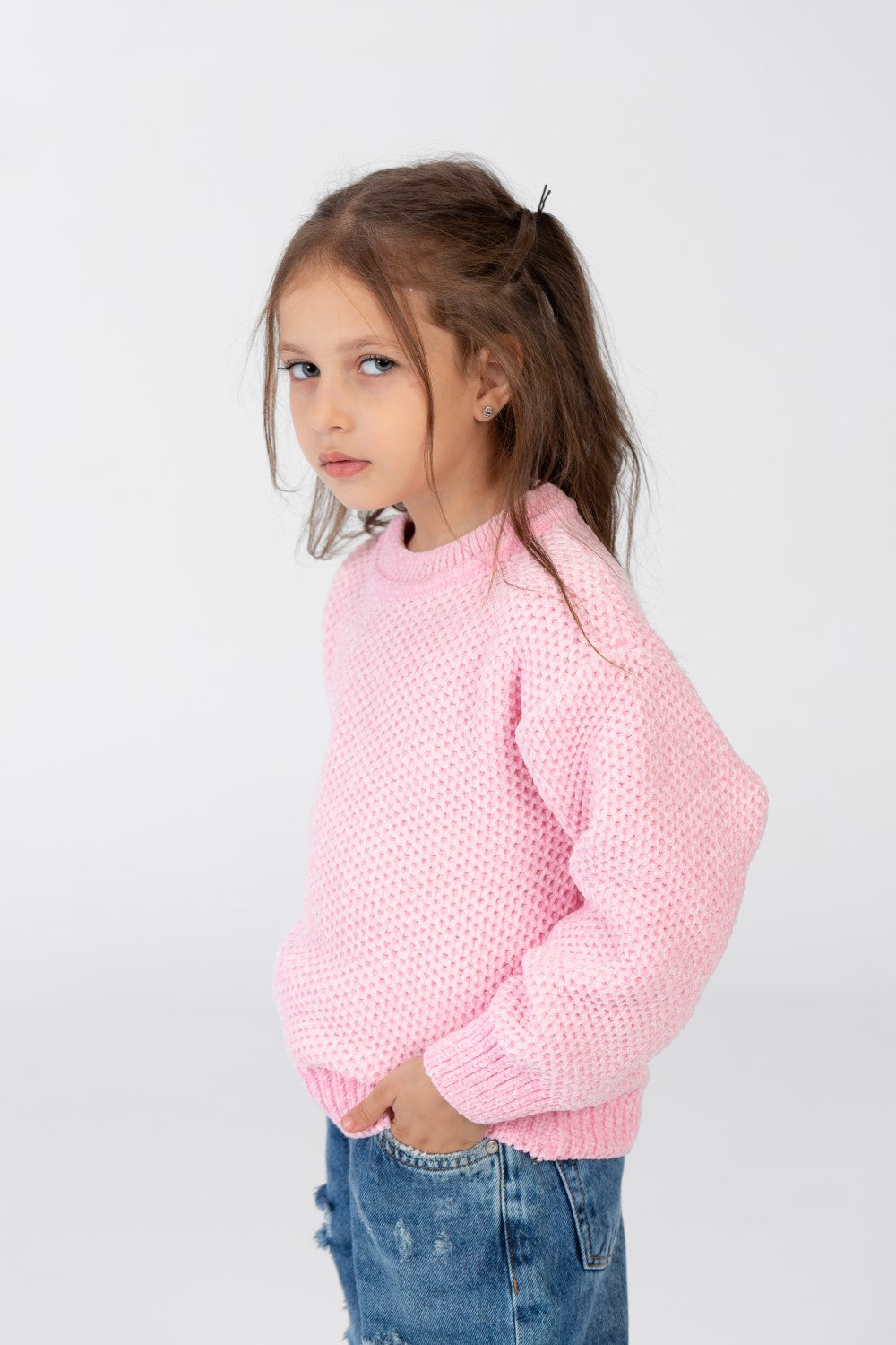 Girl's Velvet Pullover With Round Neck And Long Sleeves