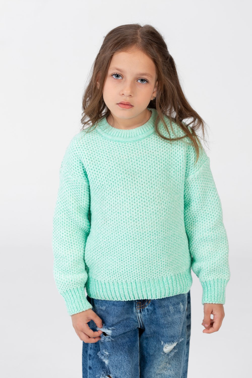 Girl's Velvet Pullover With Round Neck And Long Sleeves