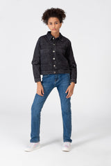 جاكيت جينز بنات واسع بقصة عصرية وجيوب أمامية