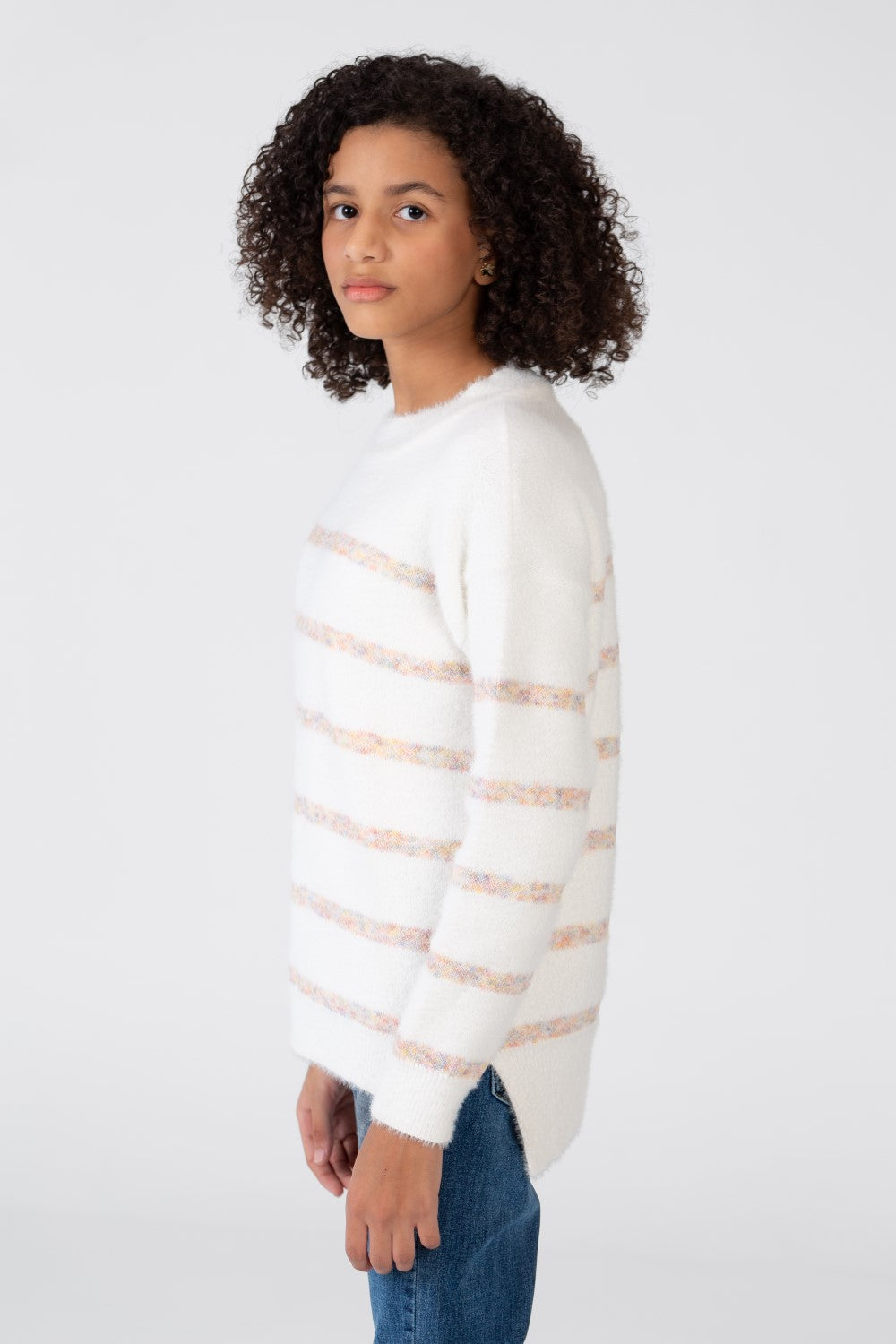 Girl's Striped Round Neck Pullover With Long Sleeves