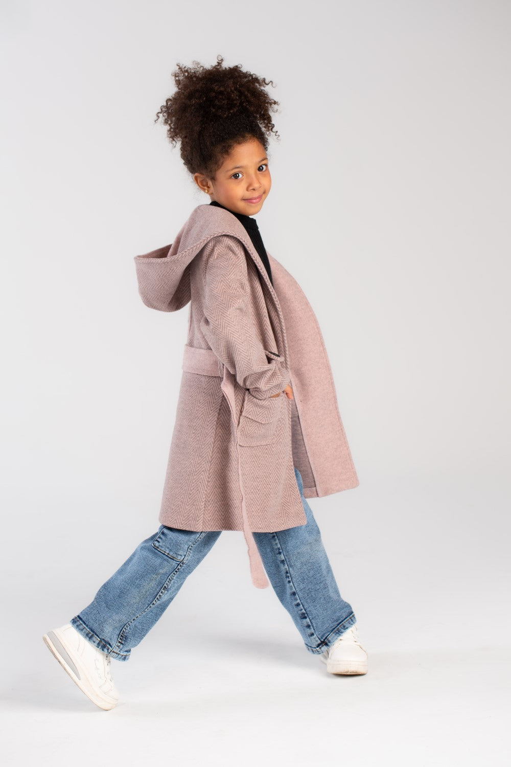 Girl's Padded Comfortable Fit Gogh With Front Pockets Coat