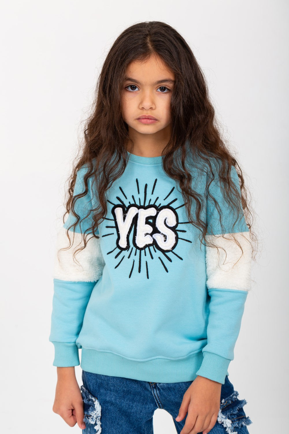 Girl's Round Neck With Unqiue Modern Front Pattern Padded Sweatshirt