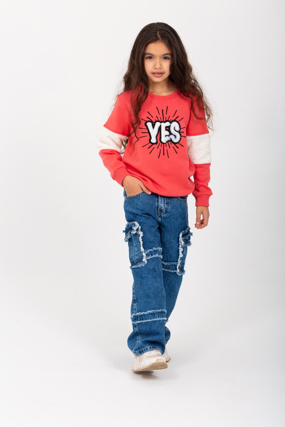 Girl's Round Neck With Unqiue Modern Front Pattern Padded Sweatshirt