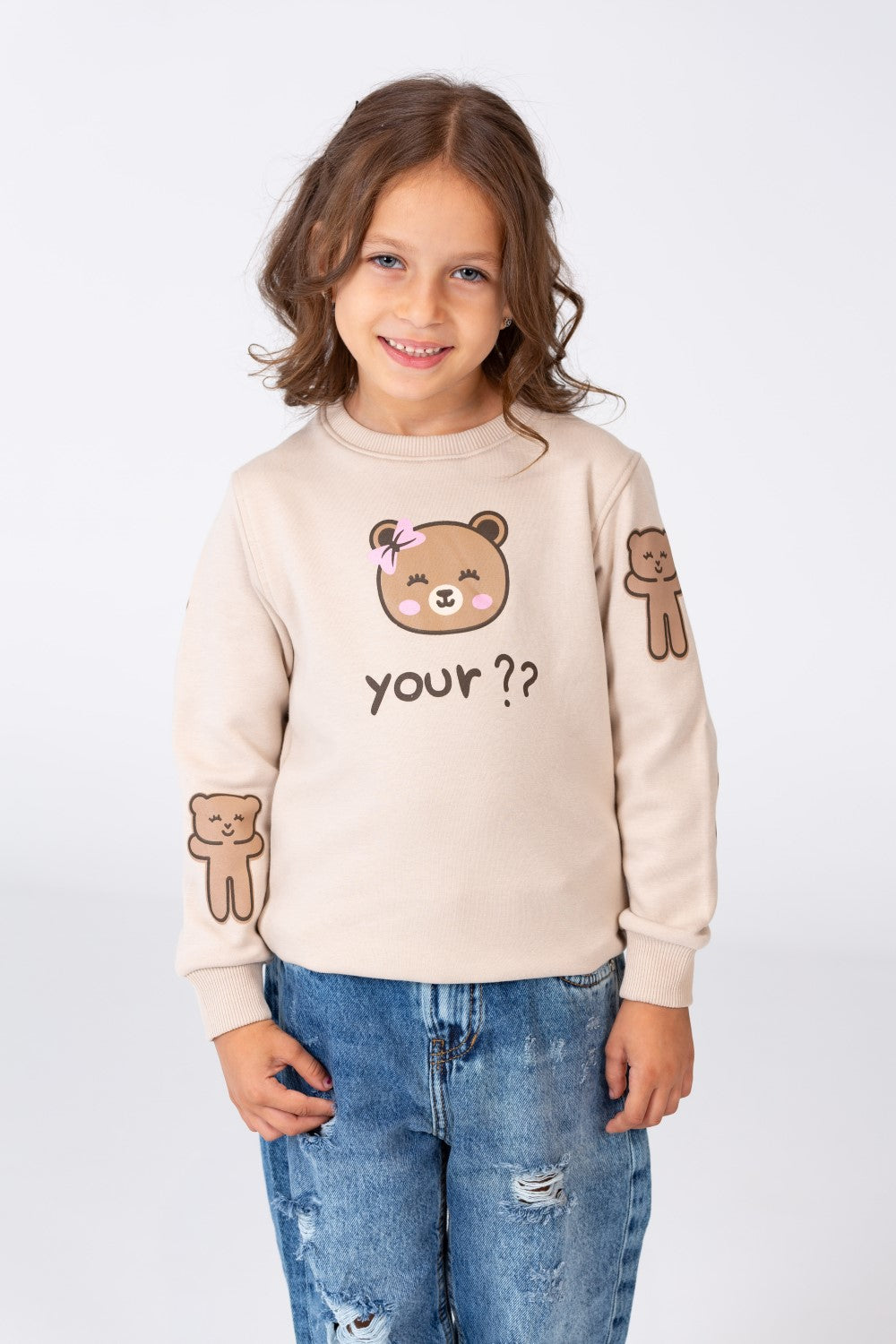 سويت شيرت بياقة دائرية وأكمام طويلة مطبوع من خامة ميلتون للبنات