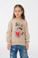Girls' sweatshirt with a round neck and a print on the front