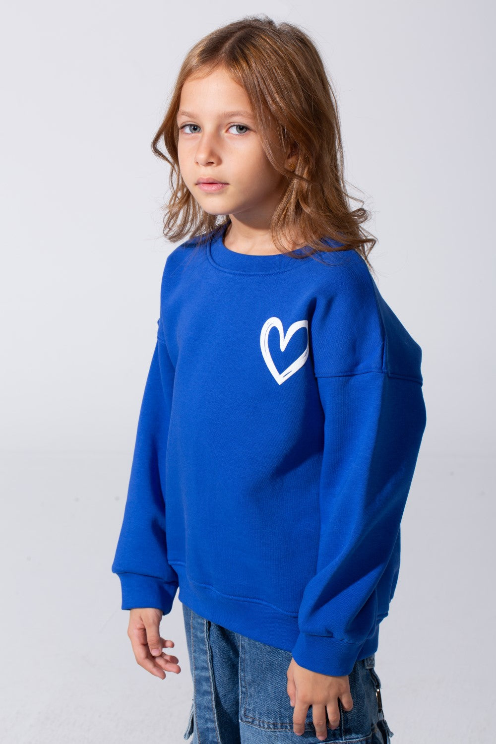 Girl's Milton Long Sleeves Slim Fit Round Neck Sweatshirt With Heart Print On The Front