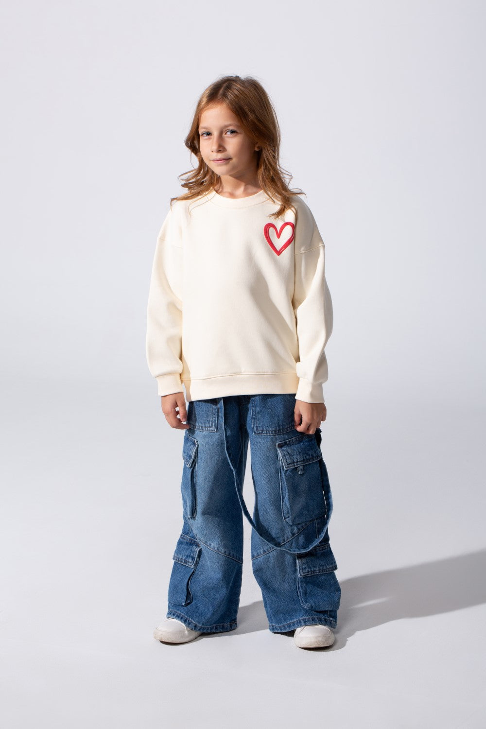 Girl's Milton Long Sleeves Slim Fit Round Neck Sweatshirt With Heart Print On The Front