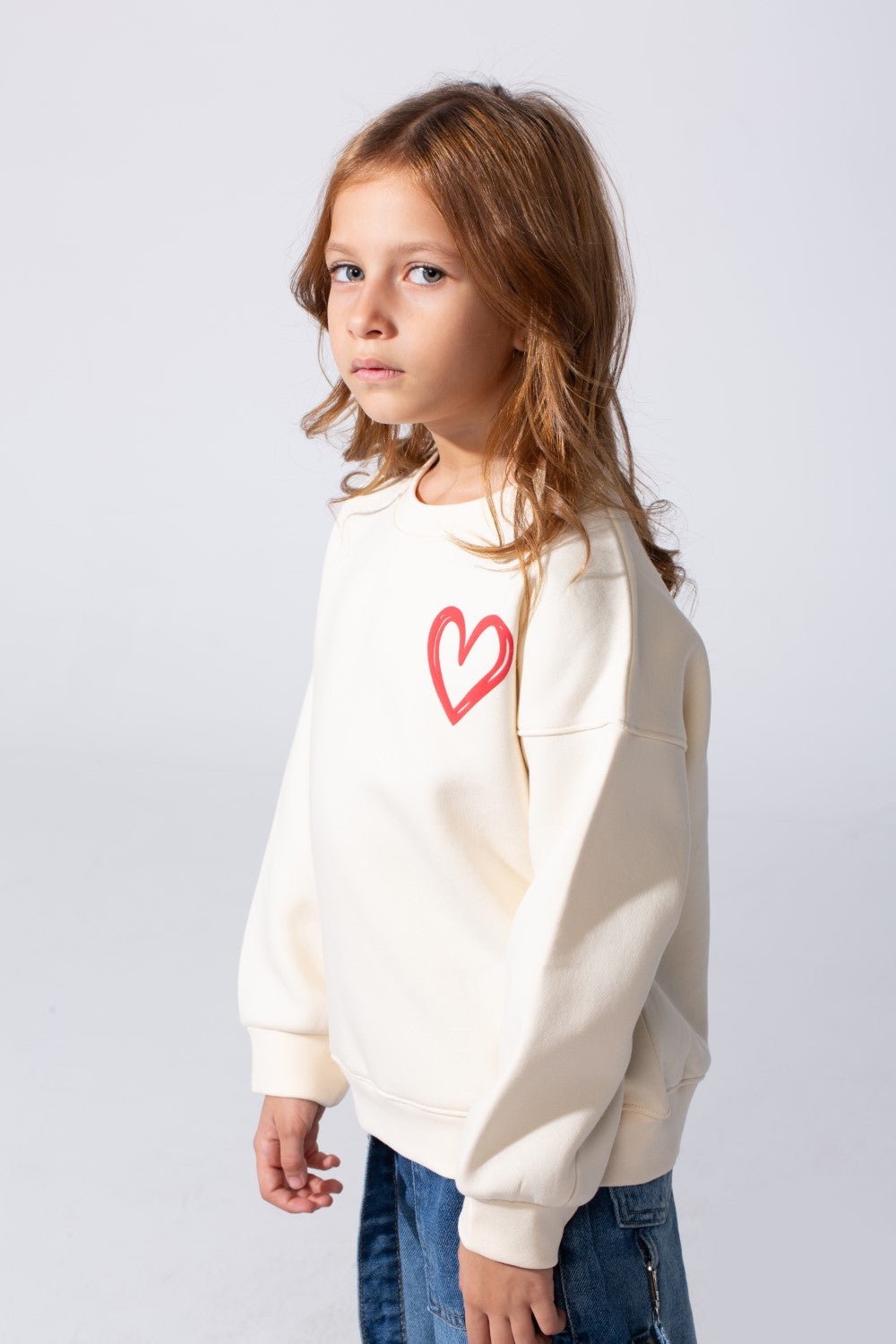 Girl's Milton Long Sleeves Slim Fit Round Neck Sweatshirt With Heart Print On The Front