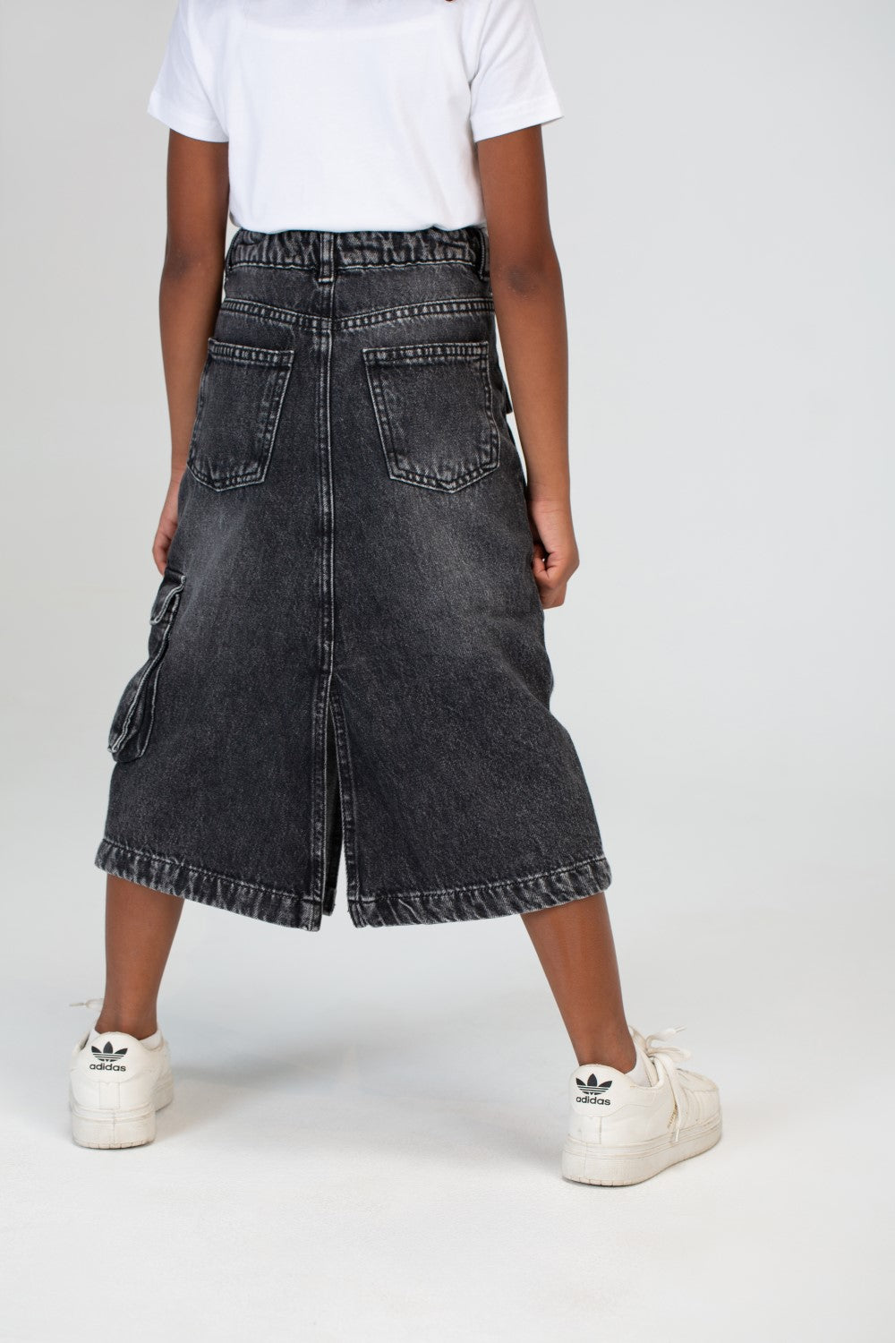 Girls Slouchy Jeans Skirt With A Trendy Pocket And A Unique Cut