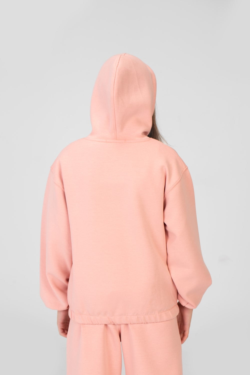 Girl's Training Suit In Practical Material And A Modern Cut